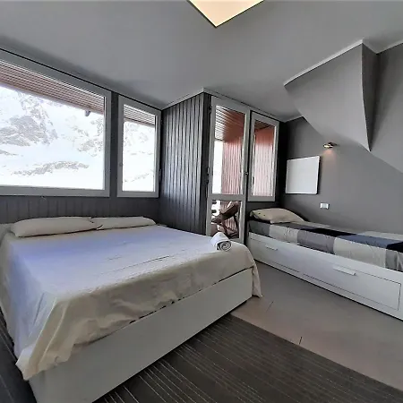 La Coquille بيريوِل تْشيرفينيا