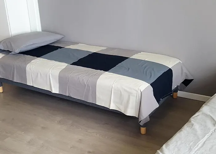 Апартаменти La Coquille Брей-Червінія